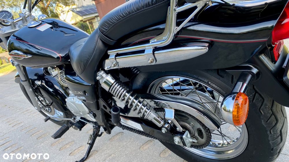 Suzuki Marauder - 24
