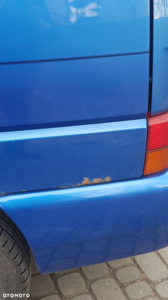 Volkswagen Multivan - 10