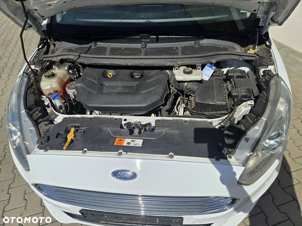 Ford S-Max - 19