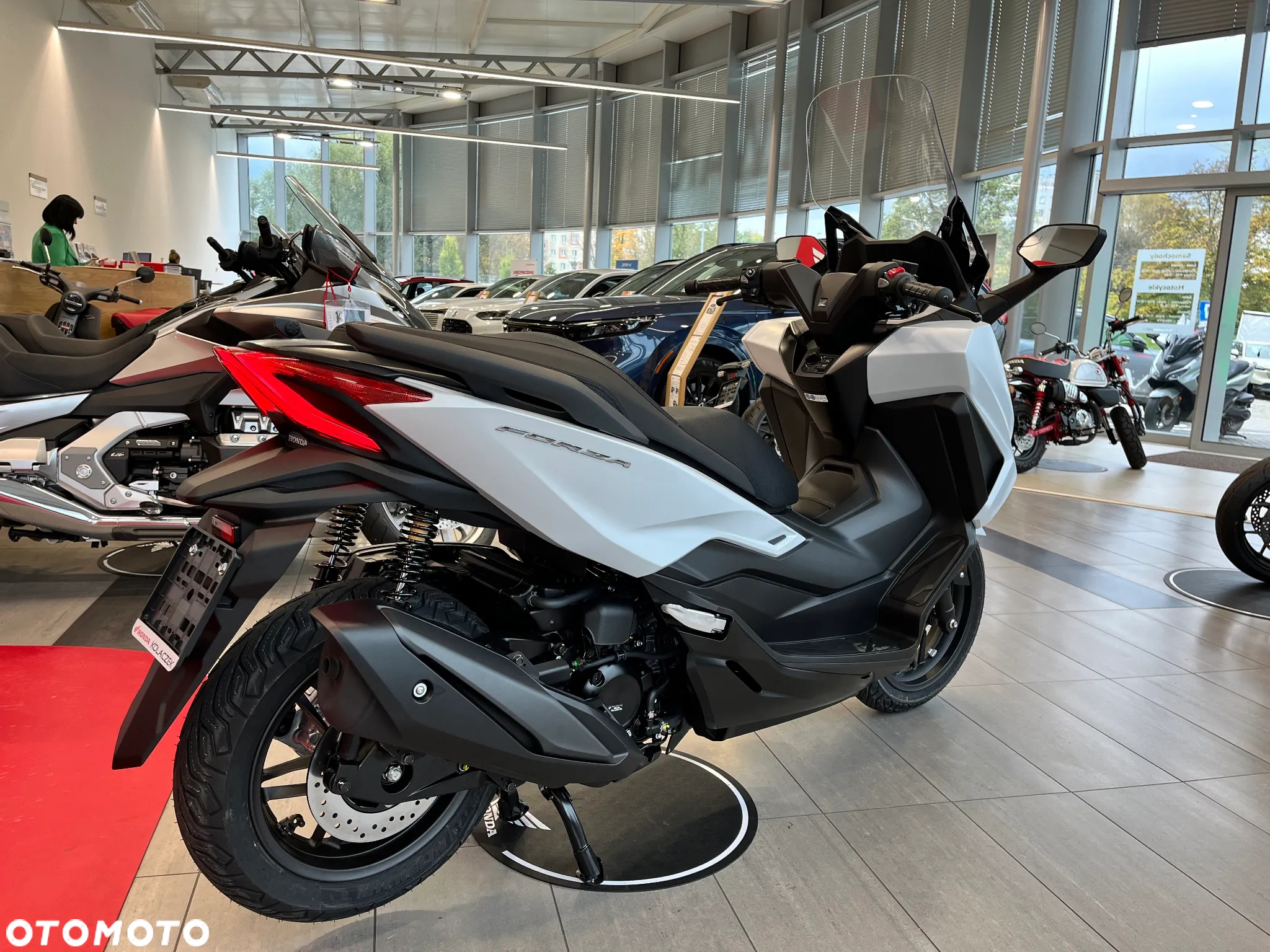 Honda NSS - 4