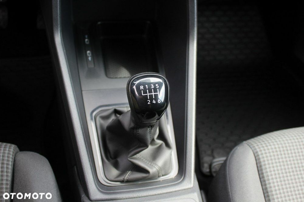 Volkswagen Caddy - 18