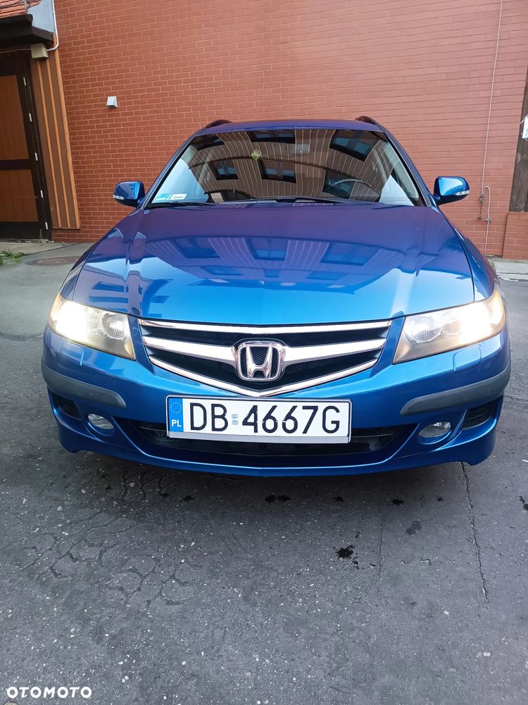Honda Accord 2.0 i Executive - 1