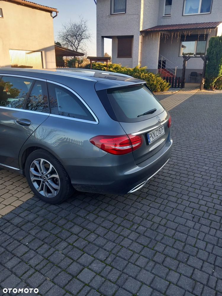 Mercedes-Benz Klasa C 220 d T 9G-TRONIC Avantgarde - 3