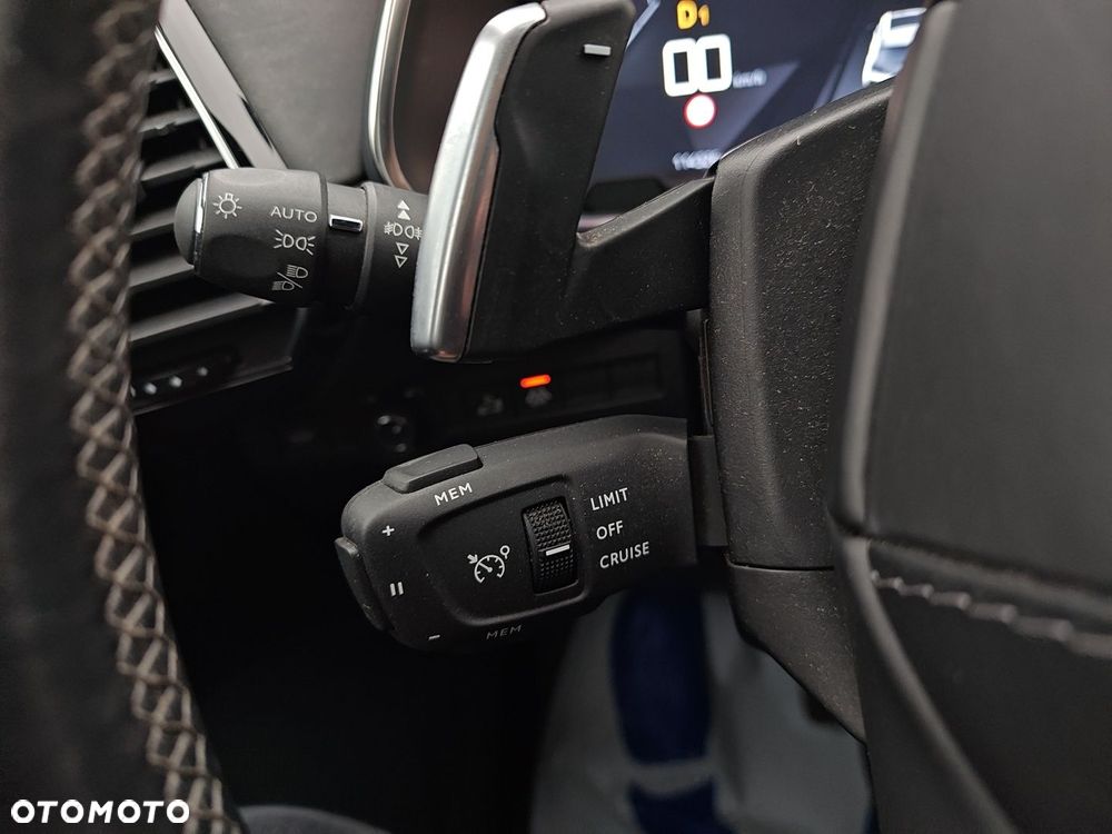 DS Automobiles DS 7 Crossback 1.6 PureTech Grand Chic - 32