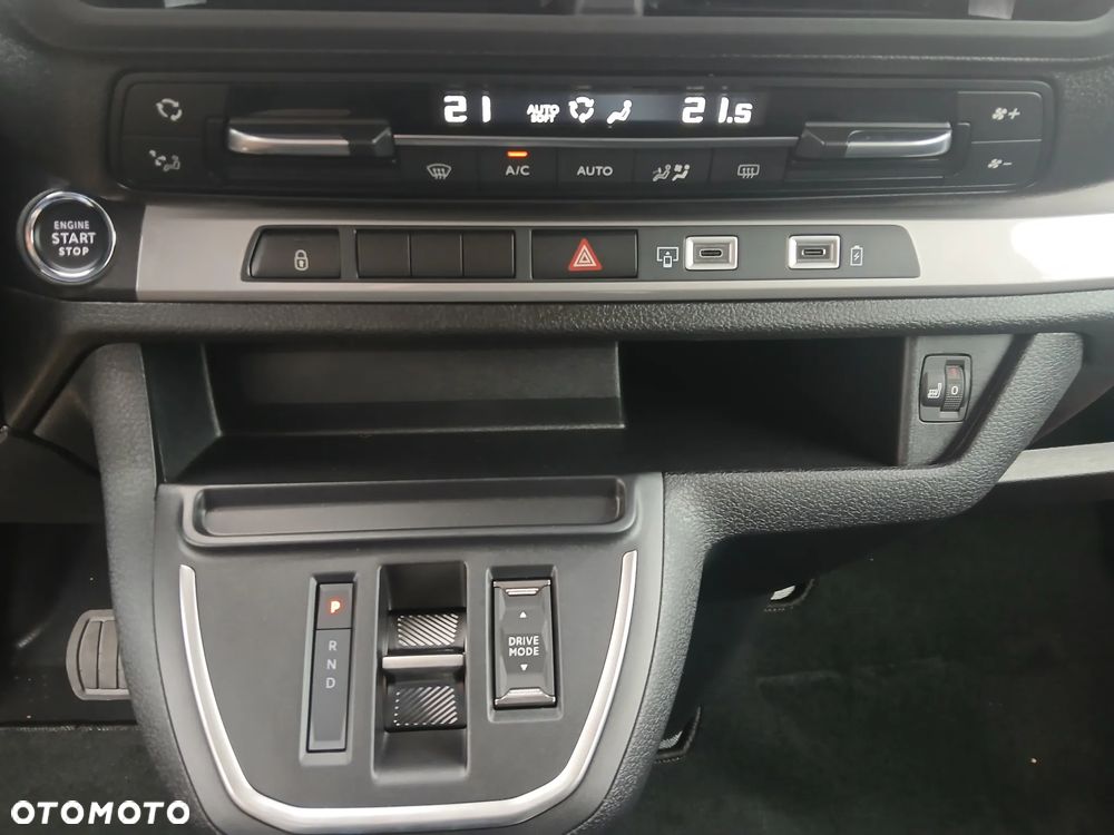 Toyota Proace Verso 2.2 D4-D Long Business - 30