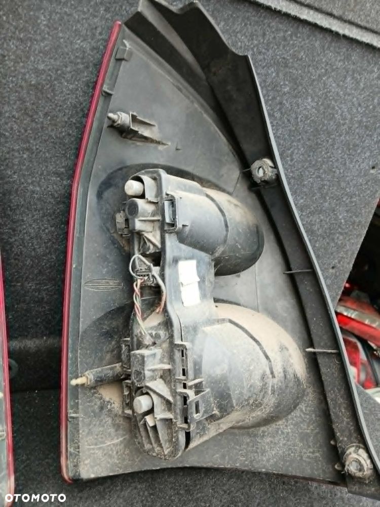 Nissan Primera P12 kombi lampa tylna lewa, prawa - 5