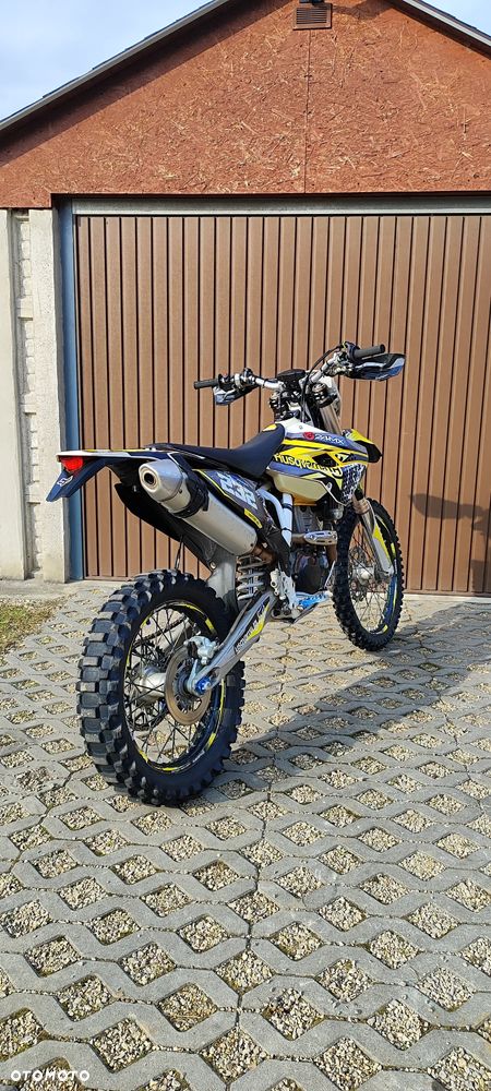 Husqvarna FE - 3