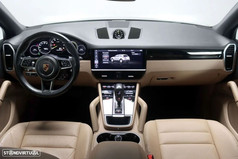 Porsche Cayenne E-Hybrid - 39