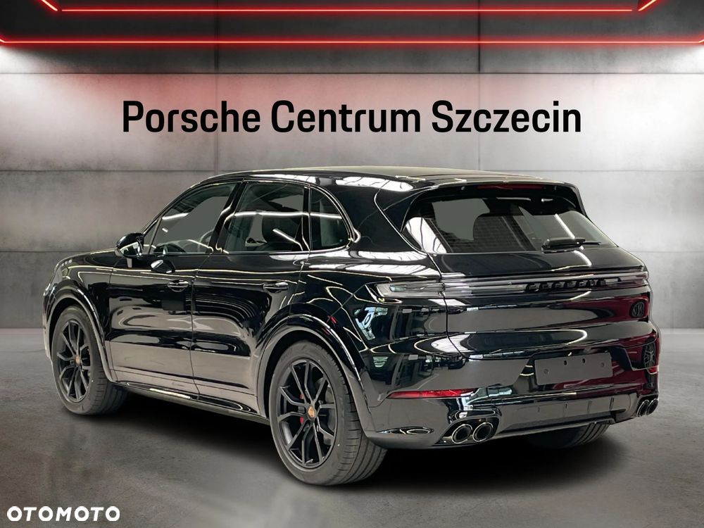 Porsche Cayenne - 3