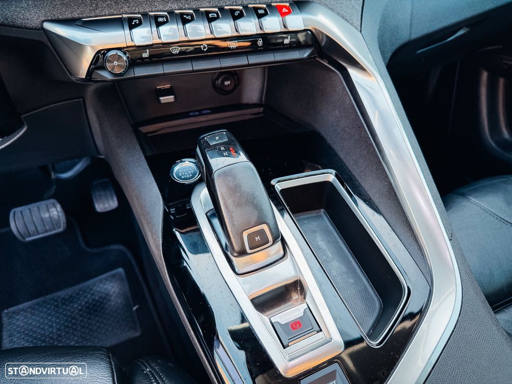 Peugeot 3008 BlueHDi 130 Stop & Start EAT8 Allure - 13
