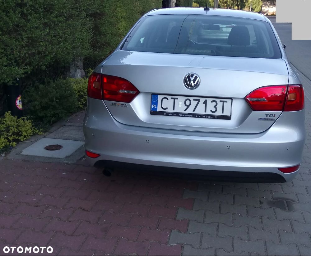 Volkswagen Jetta 1.6 TDI BMT Trendline - 10