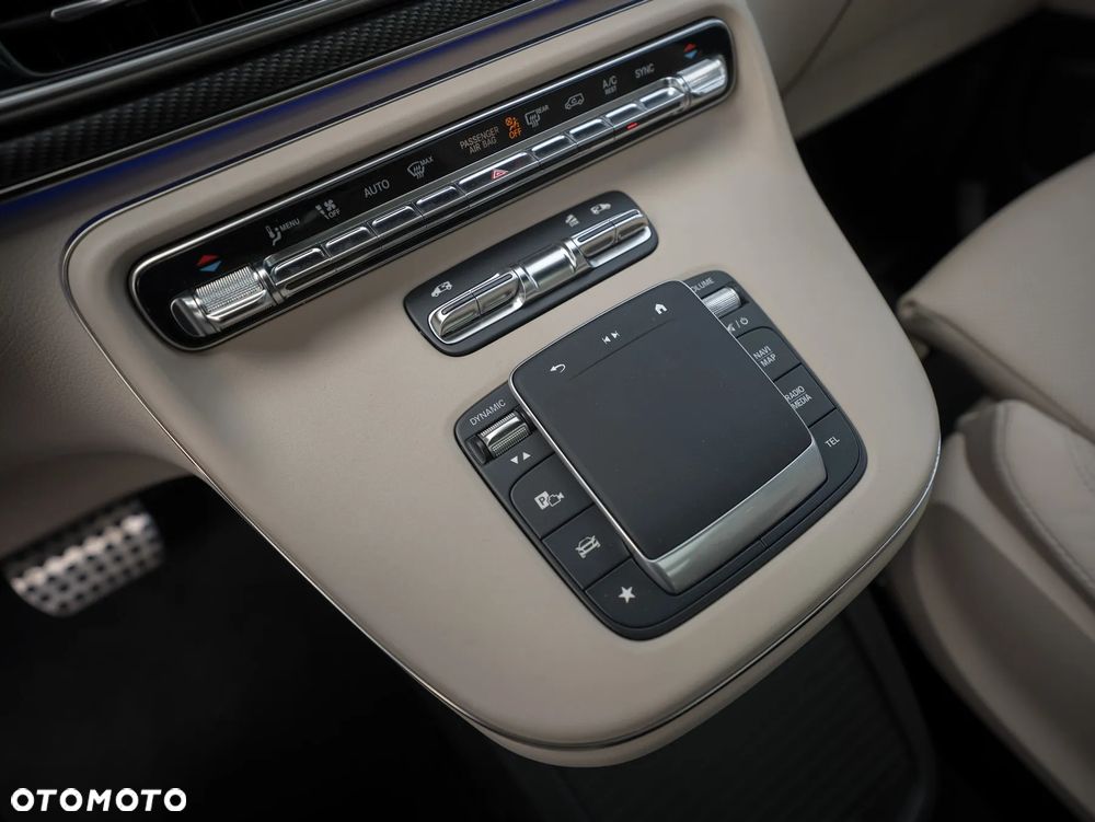 Mercedes-Benz Klasa V 250 d 4-Matic Exclusive 9G-Tronic (d³ugi) - 35