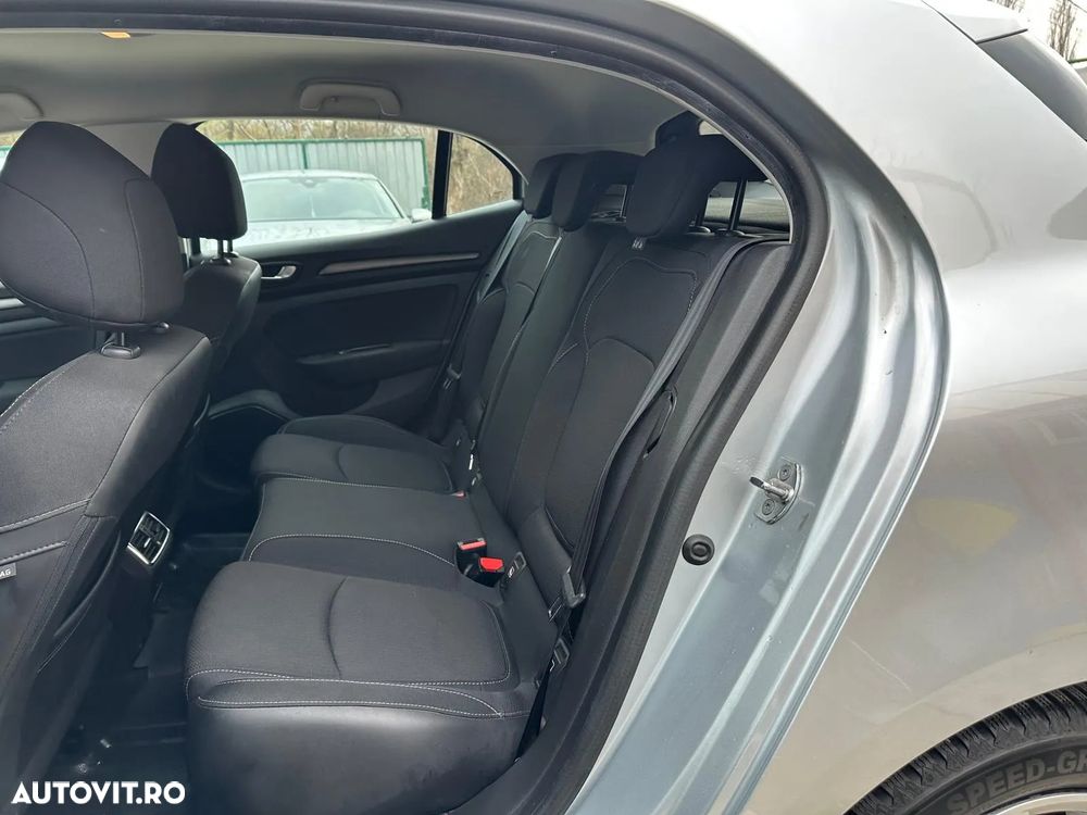 Renault Megane Blue dCi 116 Intens - 11