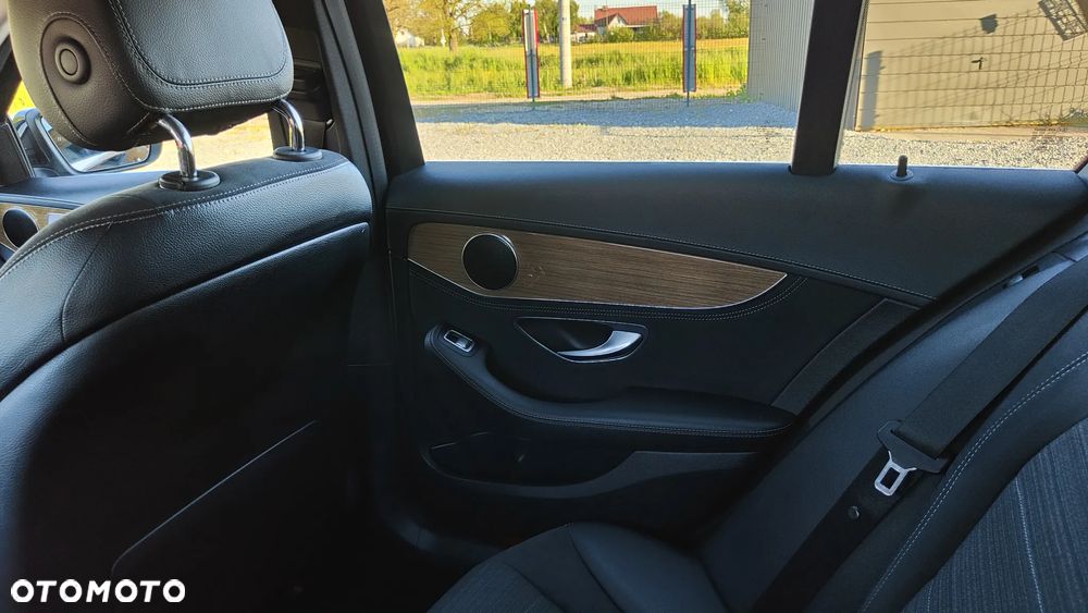 Mercedes-Benz Klasa C 200 (BlueTEC) d 7G-TRONIC - 19