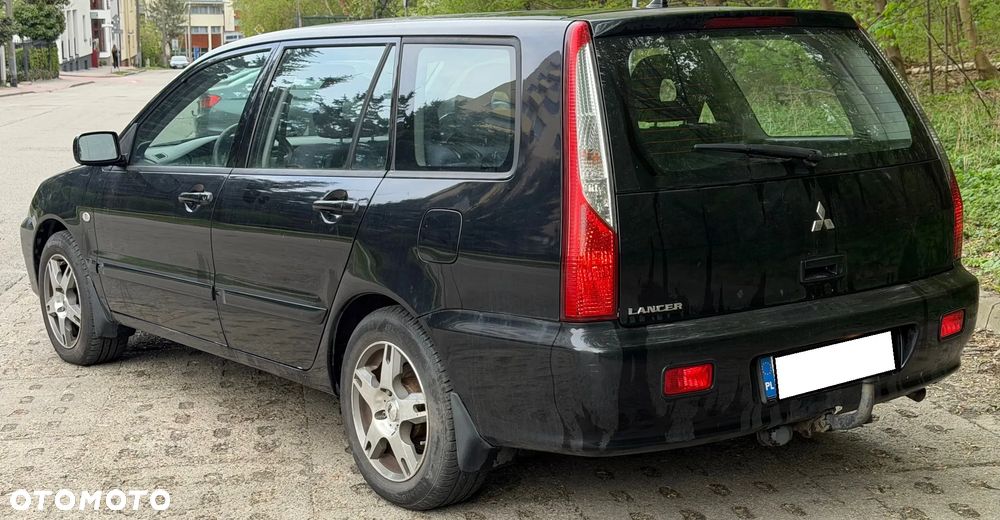 Mitsubishi Lancer - 5