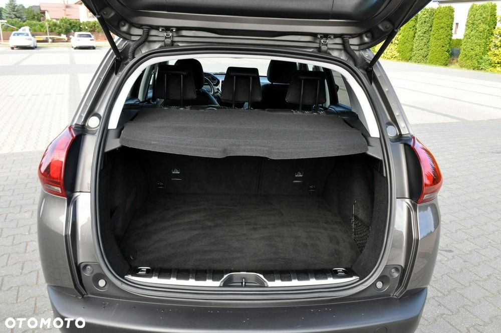 Peugeot 2008 - 38