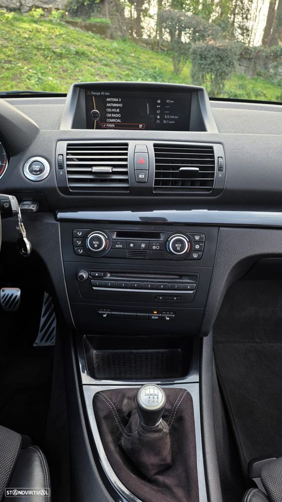 BMW 120 d Limited Edition Lifestyle c/ M Sport Pack - 11