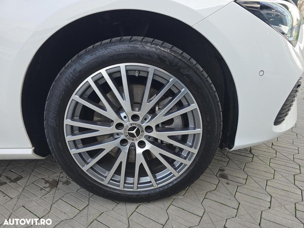 Mercedes-Benz CLA 250 e Coupe - 15