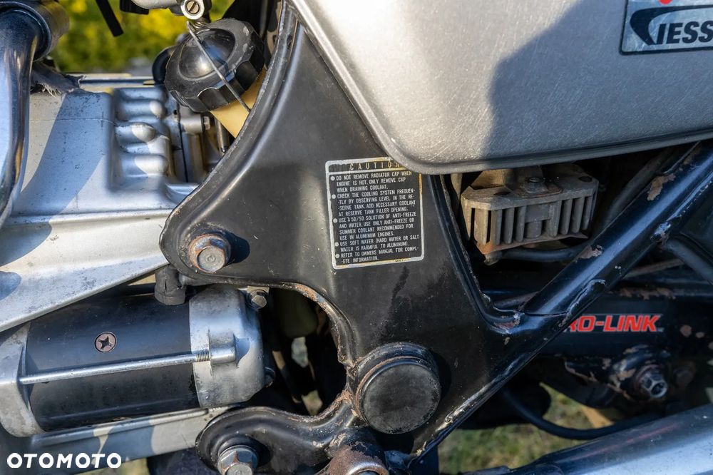 Honda GL - 9