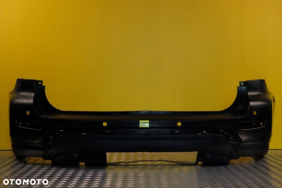 NISSAN PATHFINDER R52 2017 2018 ZDERZAK TYŁ TYLNY