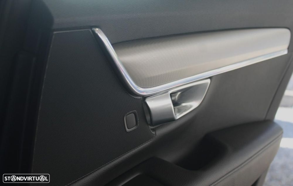 Volvo V90 2.0 T6 PHEV Inscription Expression AWD - 23