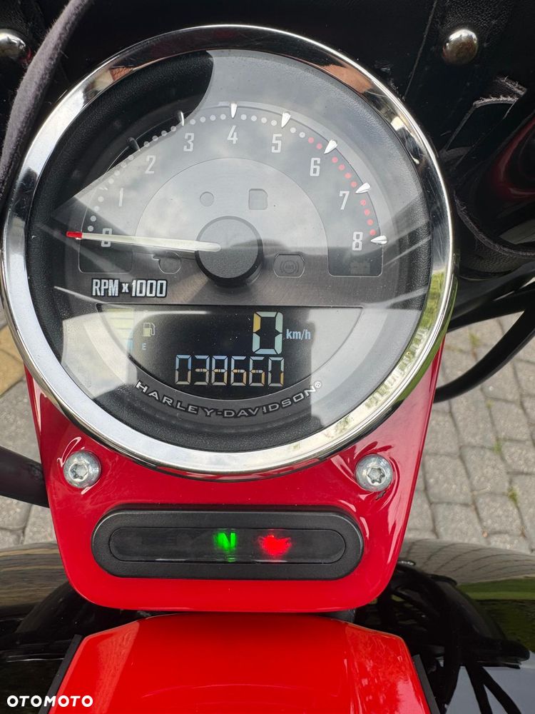 Harley-Davidson Softail Blackline - 10