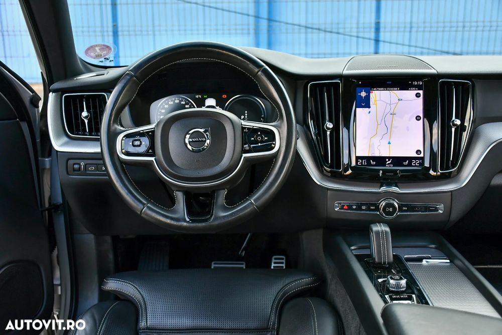 Volvo XC 60 T8 Twin Engine AWD Inscription - 3
