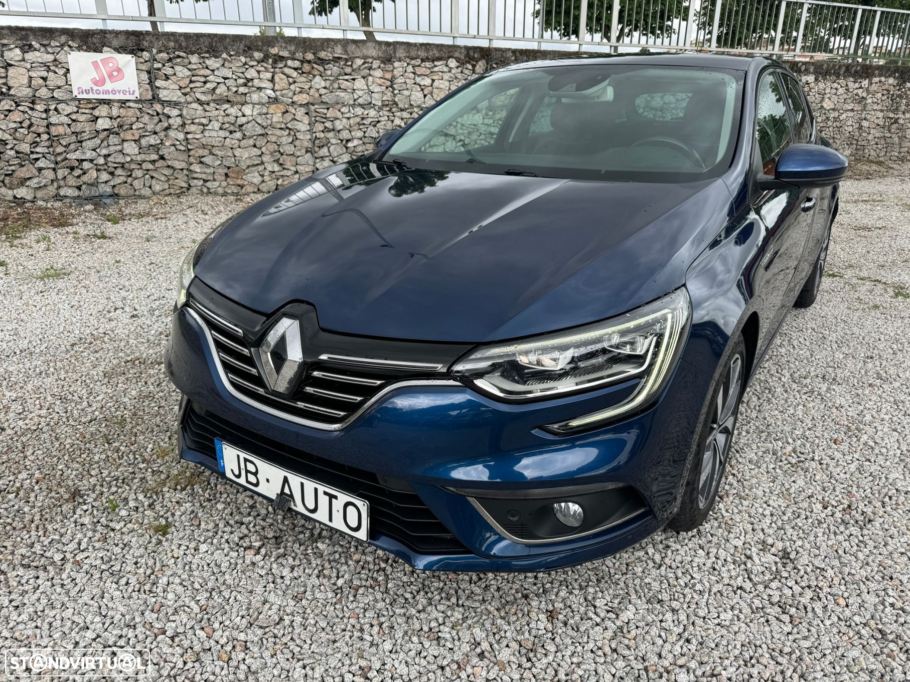 Renault Mégane ENERGY dCi 110 EDC INTENS - 2