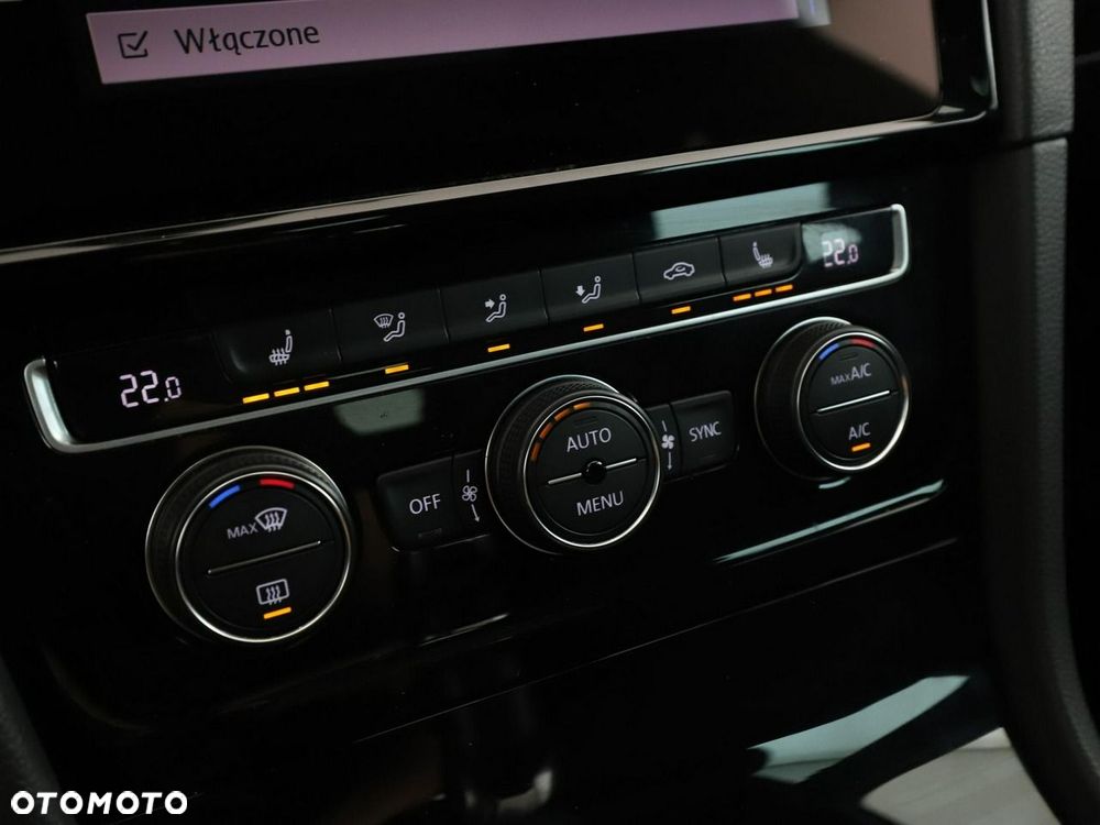 Volkswagen Golf R 4Motion (BlueMotion Technology) DSG - 30