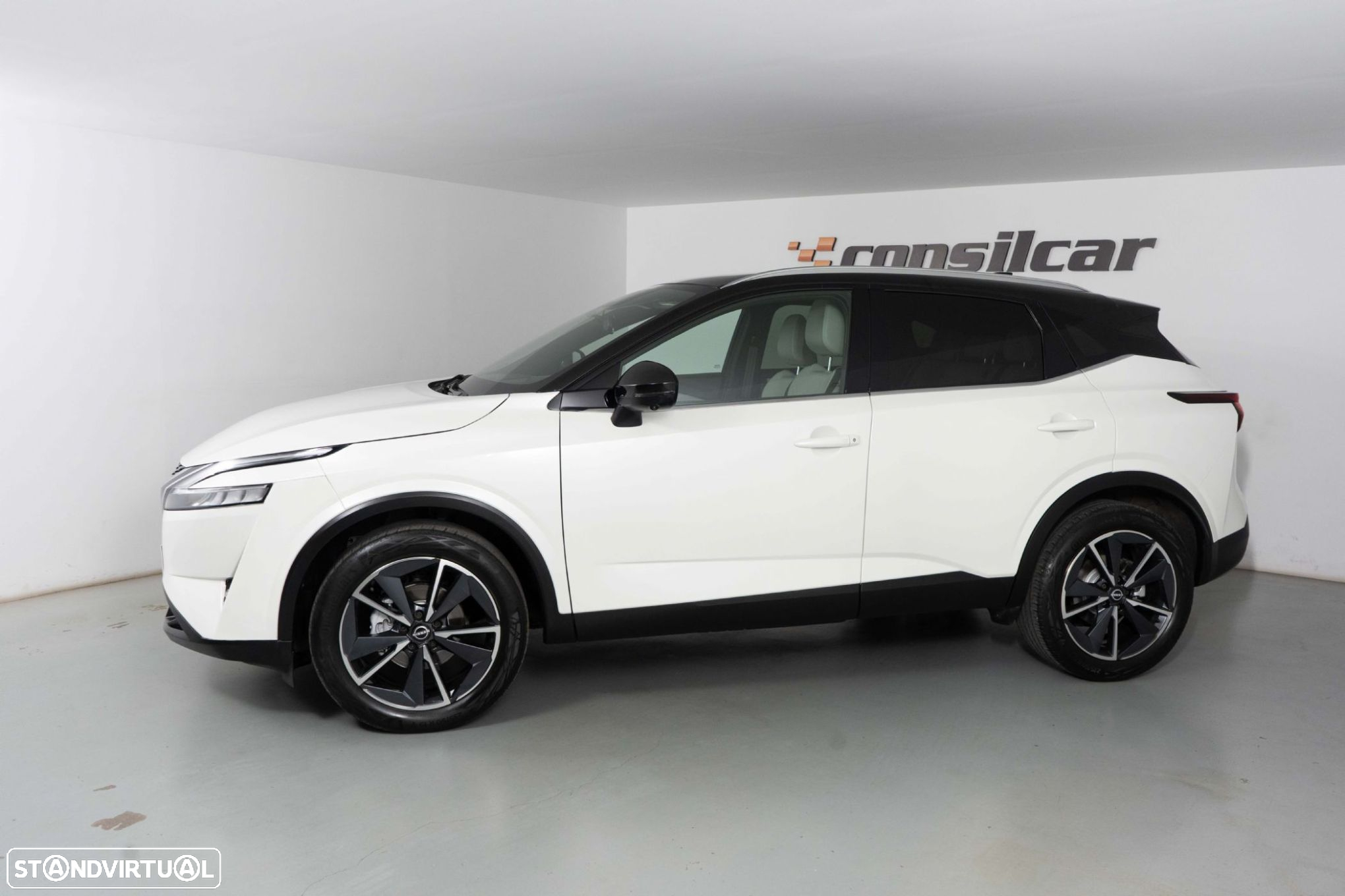 Nissan Qashqai 1.3 DIG-T N-Connecta LED+TT+SKY - 6