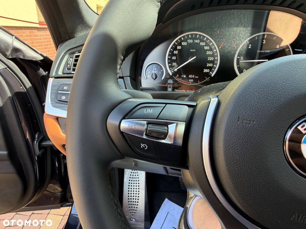 BMW Seria 5 520d xDrive M Sport Edition - 25