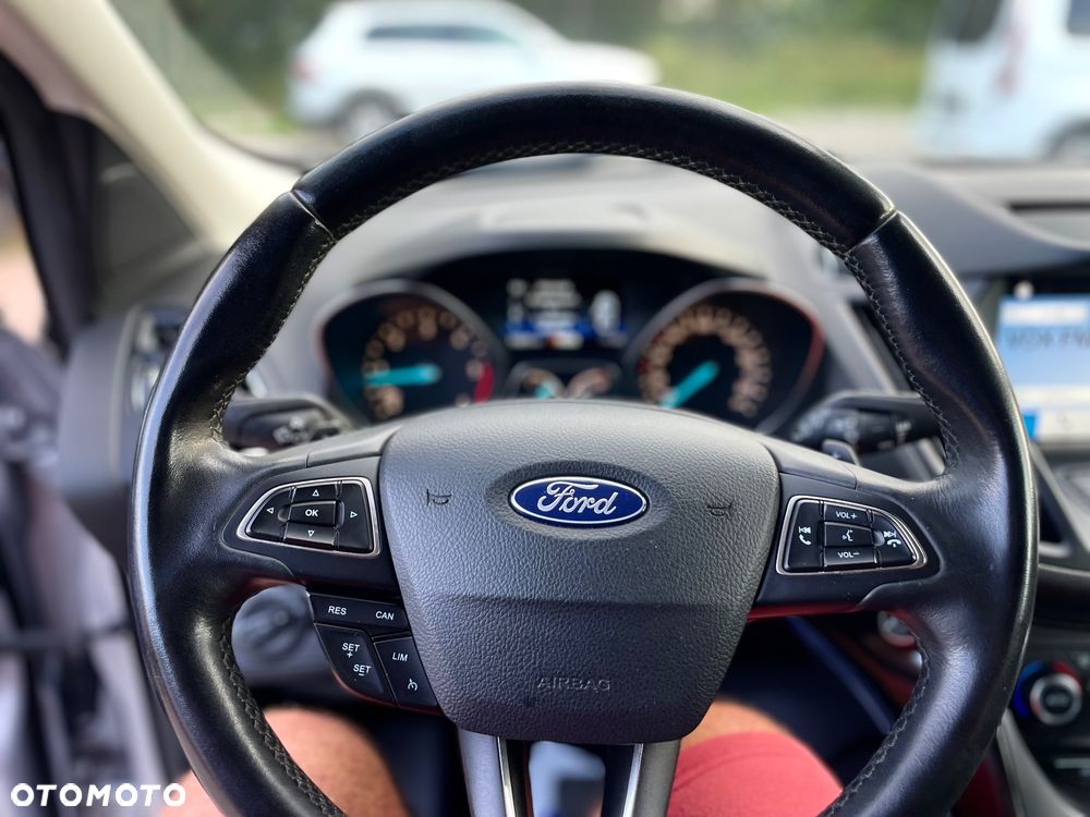 Ford Kuga 2.0 TDCi 4x4 Titanium - 15