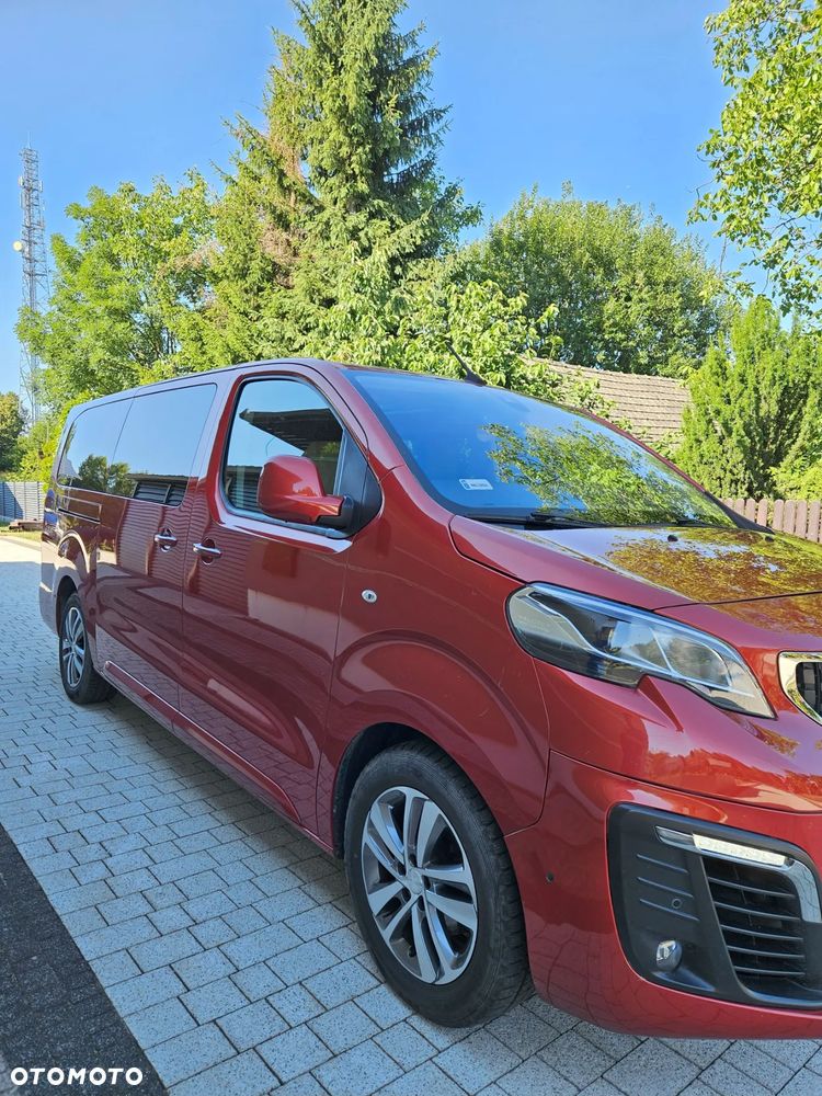 Peugeot Traveller - 1