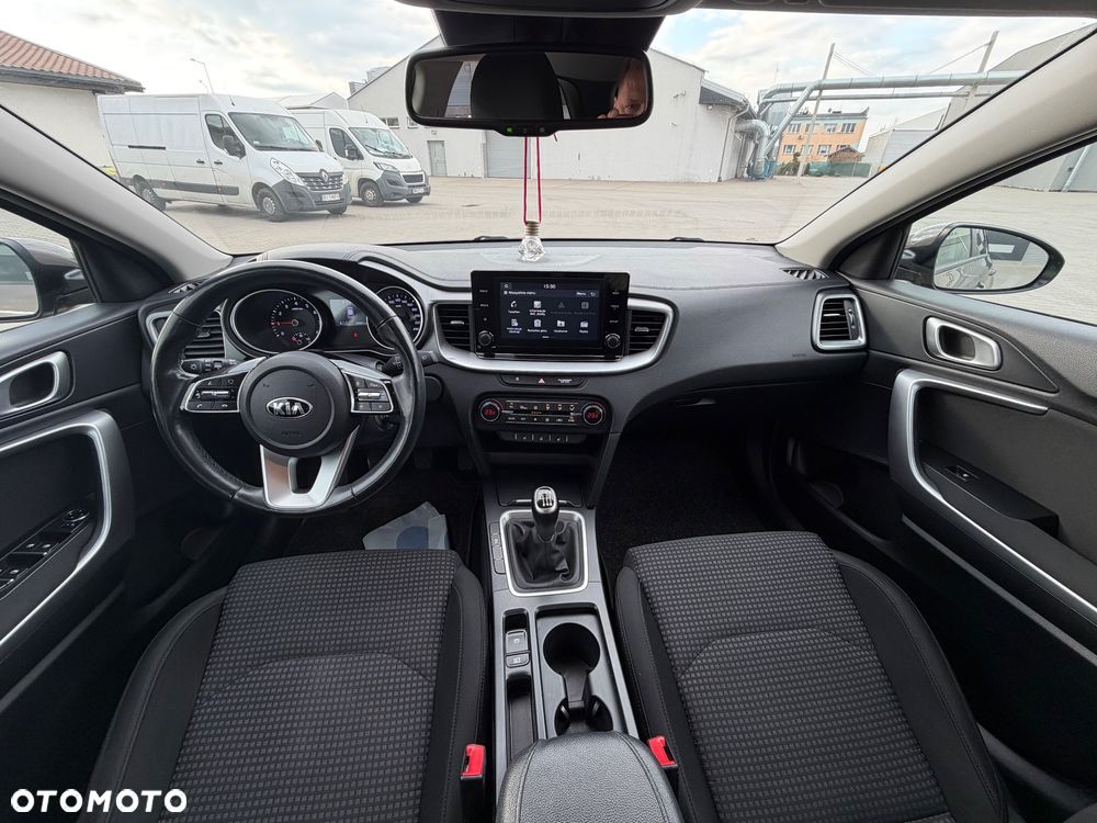 Kia Ceed 1.0 T-GDI 100 OPF Vision - 16