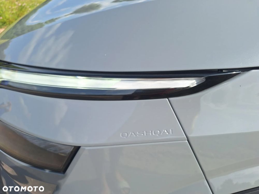 Nissan Qashqai 1.3 DIG-T mHEV 4x4 N-Connecta Xtronic - 3
