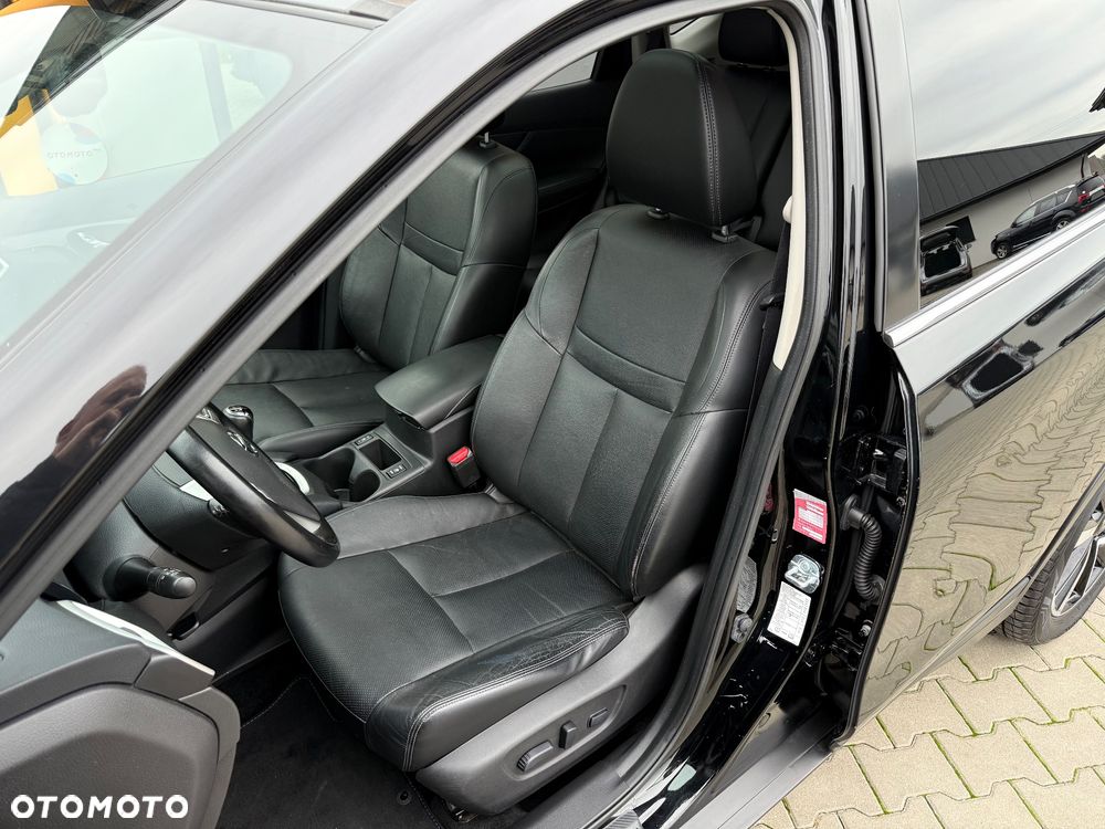 Nissan X-Trail 1.6 DCi Tekna 2WD EU6 - 23