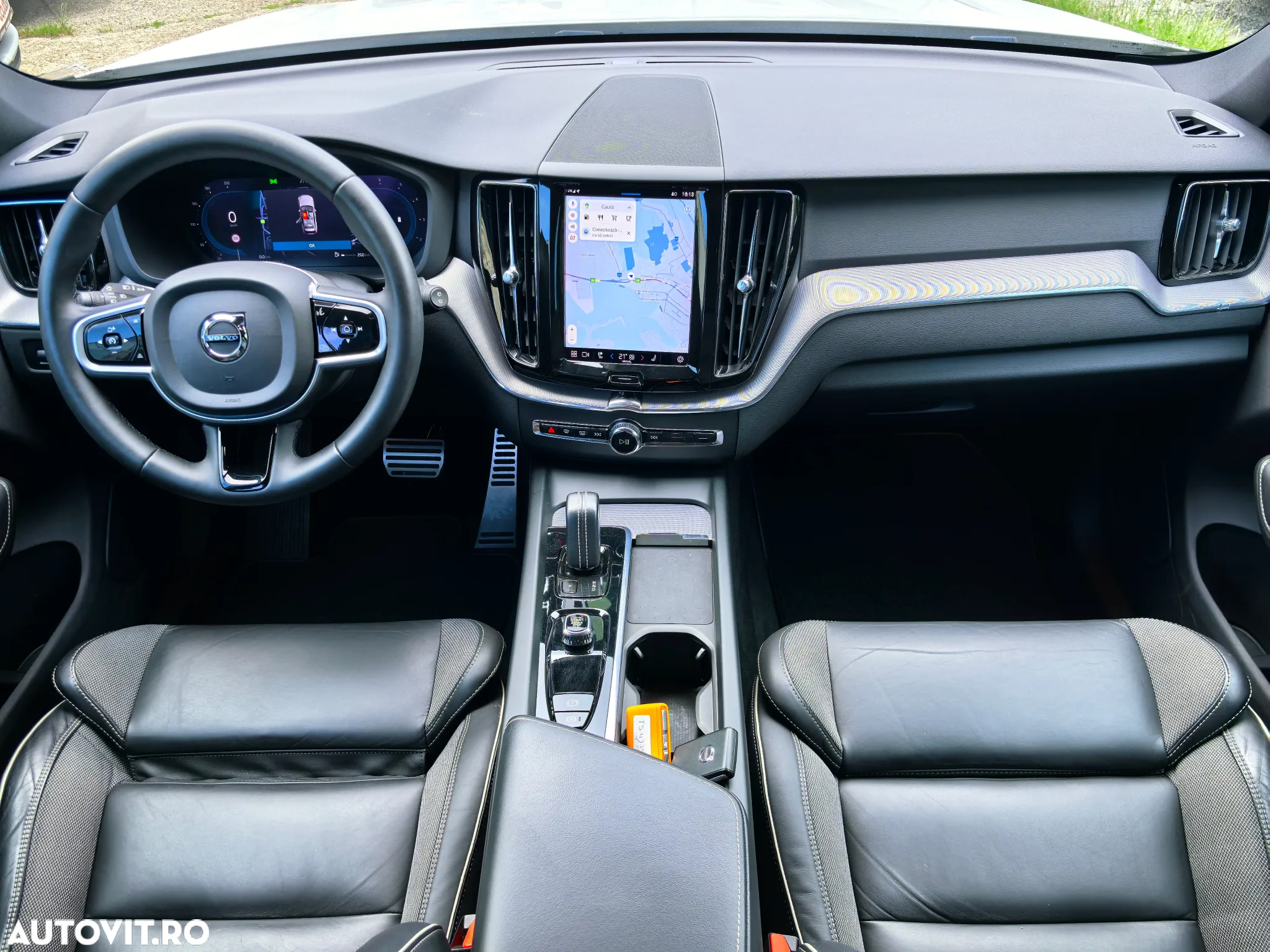 Volvo XC 60 B4 MHEV R-Design - 5