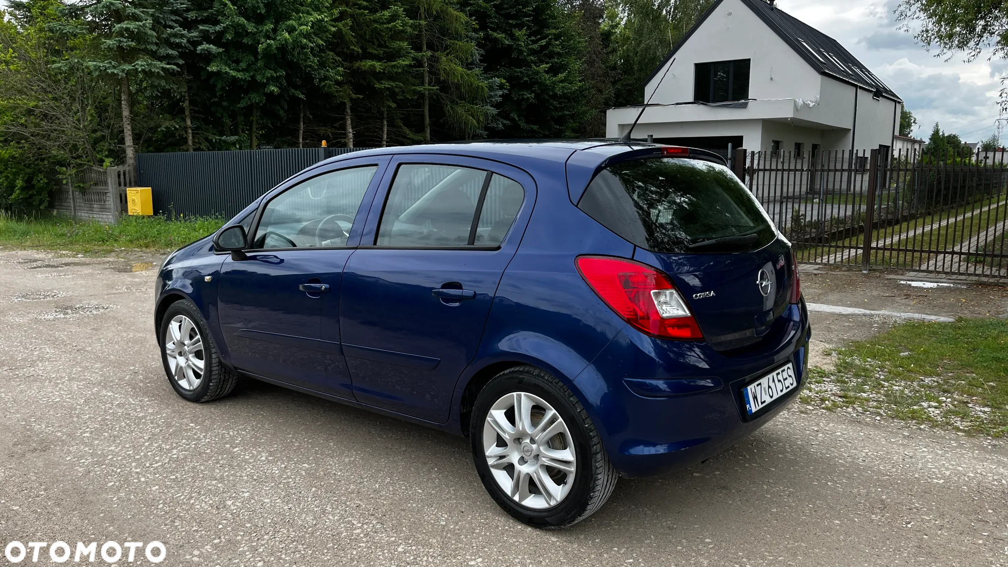 Opel Corsa 1.2 16V Enjoy - 3
