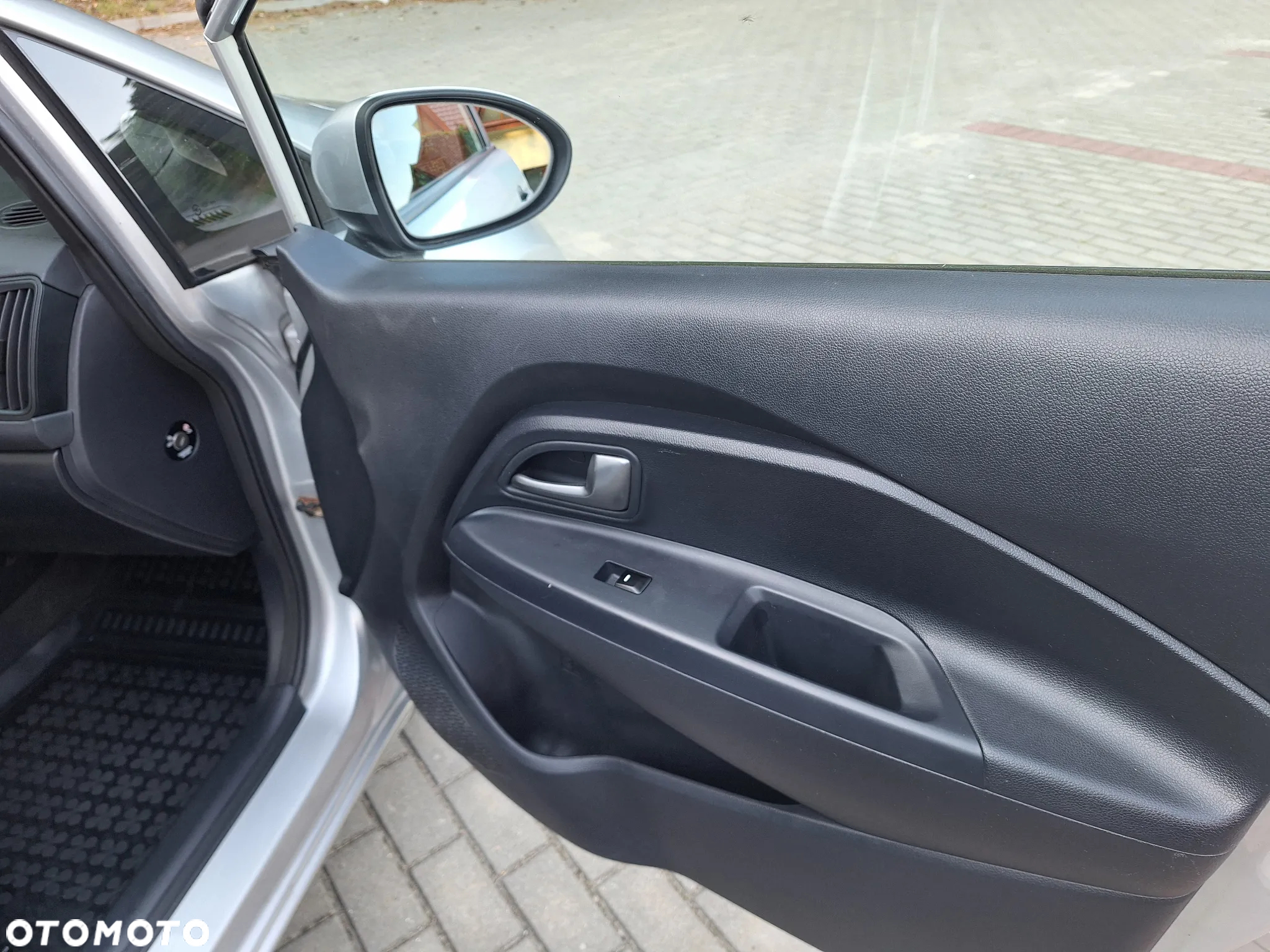 Kia Rio 1.2 S - 10