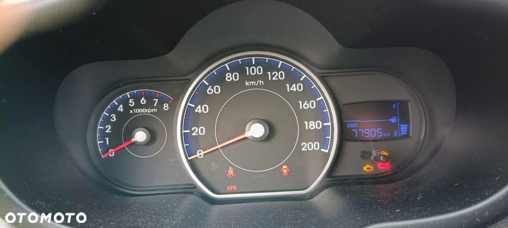 Hyundai i10 1.1 Edition 20 - 9