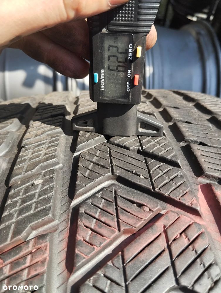 275 40 20 Pirelli Scorpion Winter 4szt Zima 106 V - 8