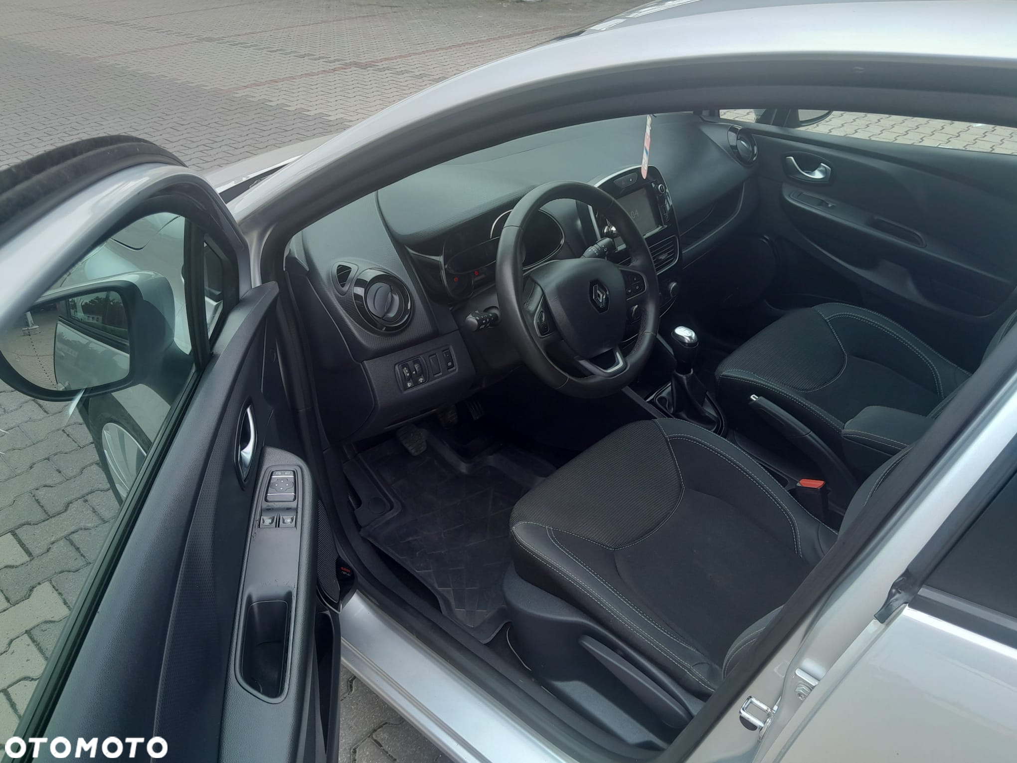 Renault Clio - 15