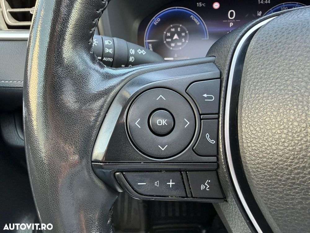 Toyota RAV4 2.5 VVT-iE 4x4 Luxury Premium - 28