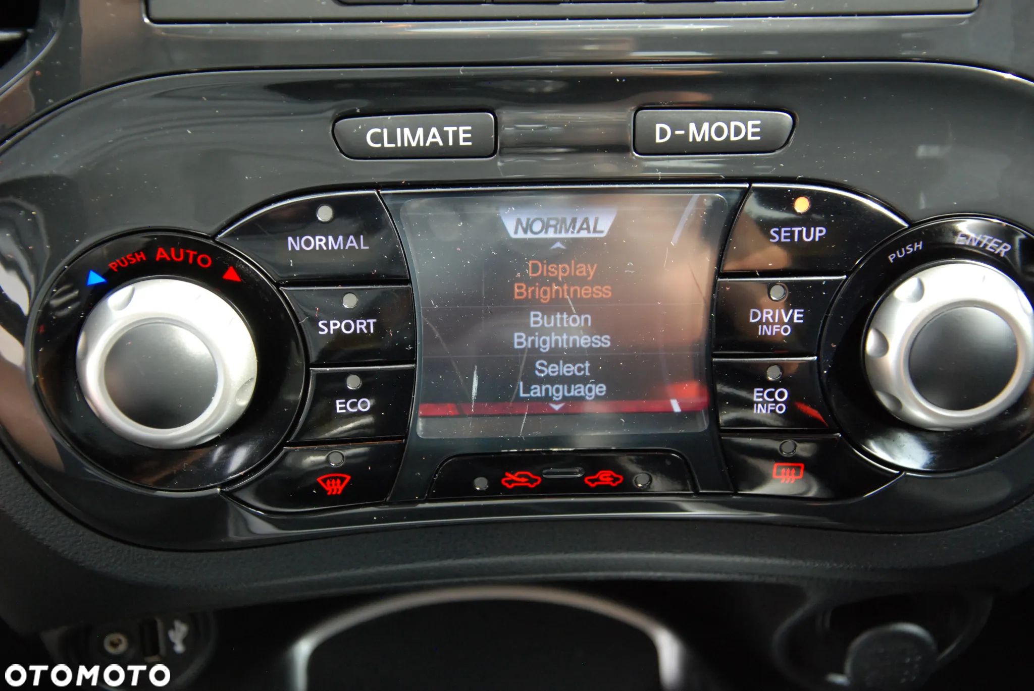 Nissan Juke 1.6 Tekna - 26