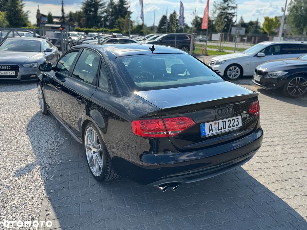 Audi A4 Limousine 2.0 TFSI quattro S line Sportpaket (plus) - 14