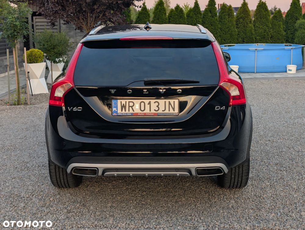 Volvo V60 Cross Country D4 Drive-E Summum - 6