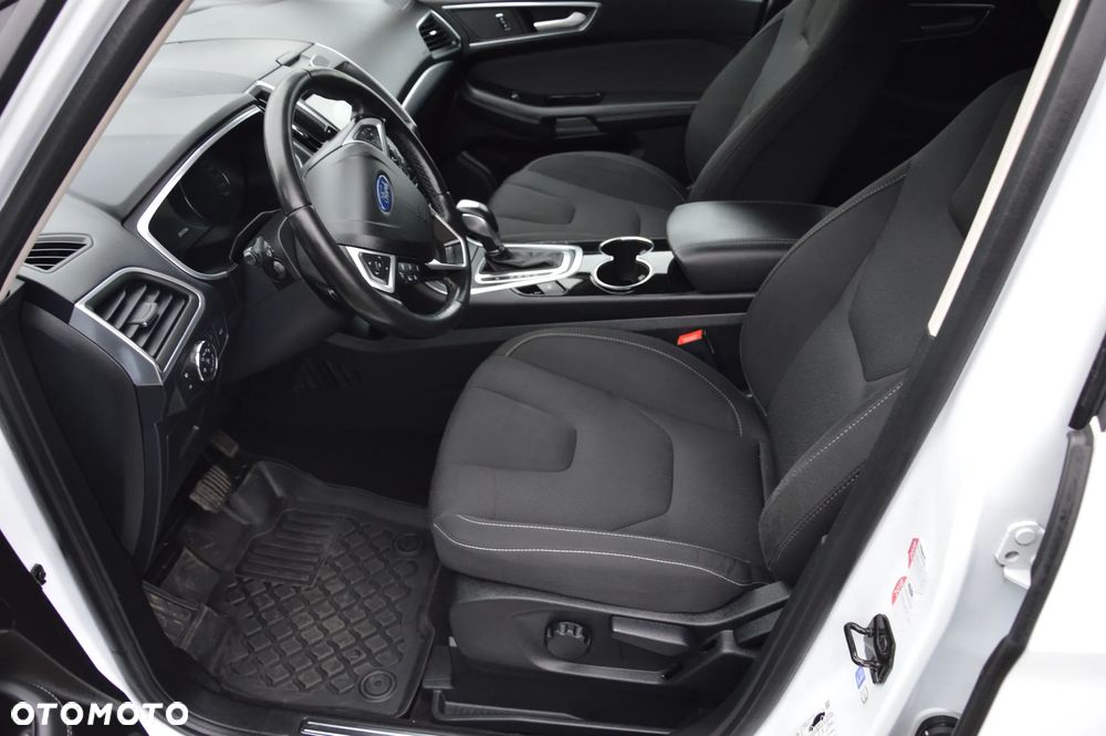 Ford S-Max - 26