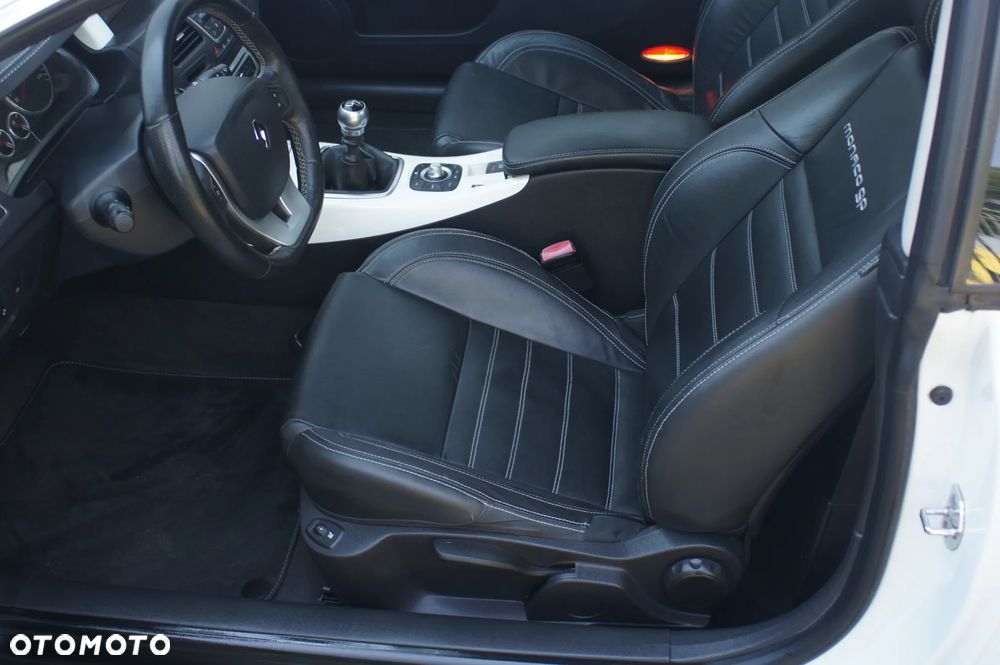 Renault Laguna dCi 110 FAP Bose Edition - 24