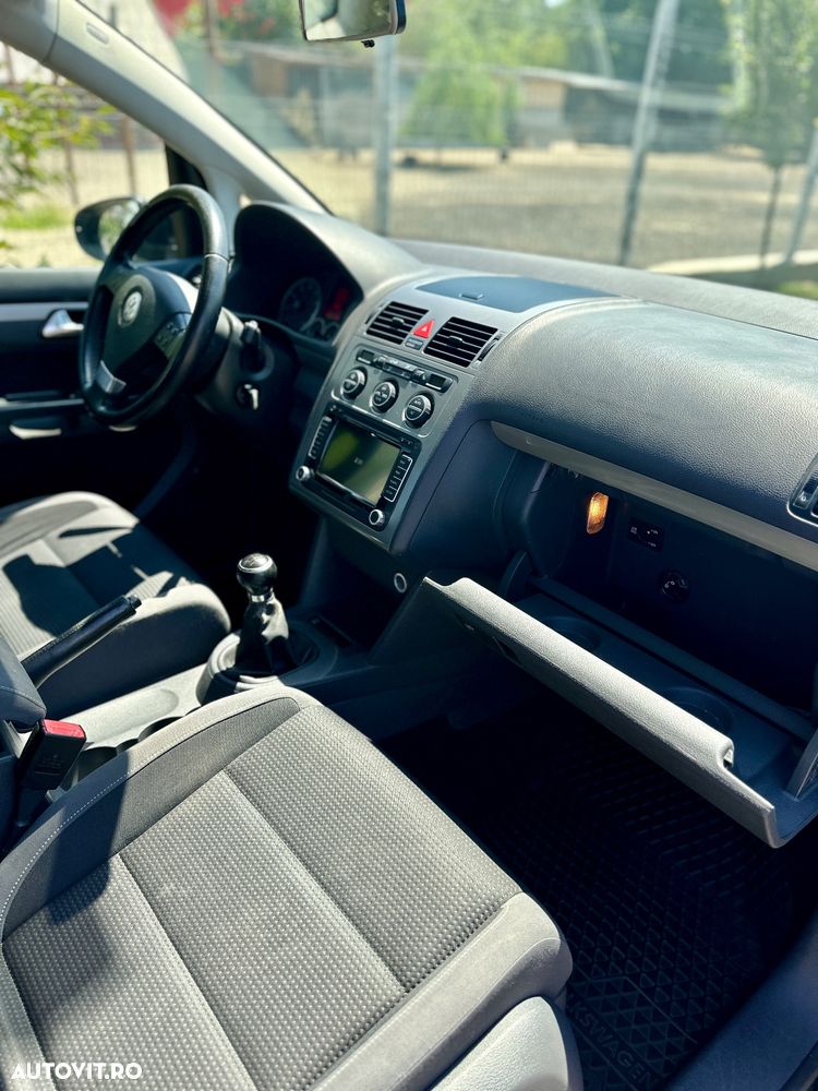 Volkswagen Touran 1.4 TSI Freestyle - 8