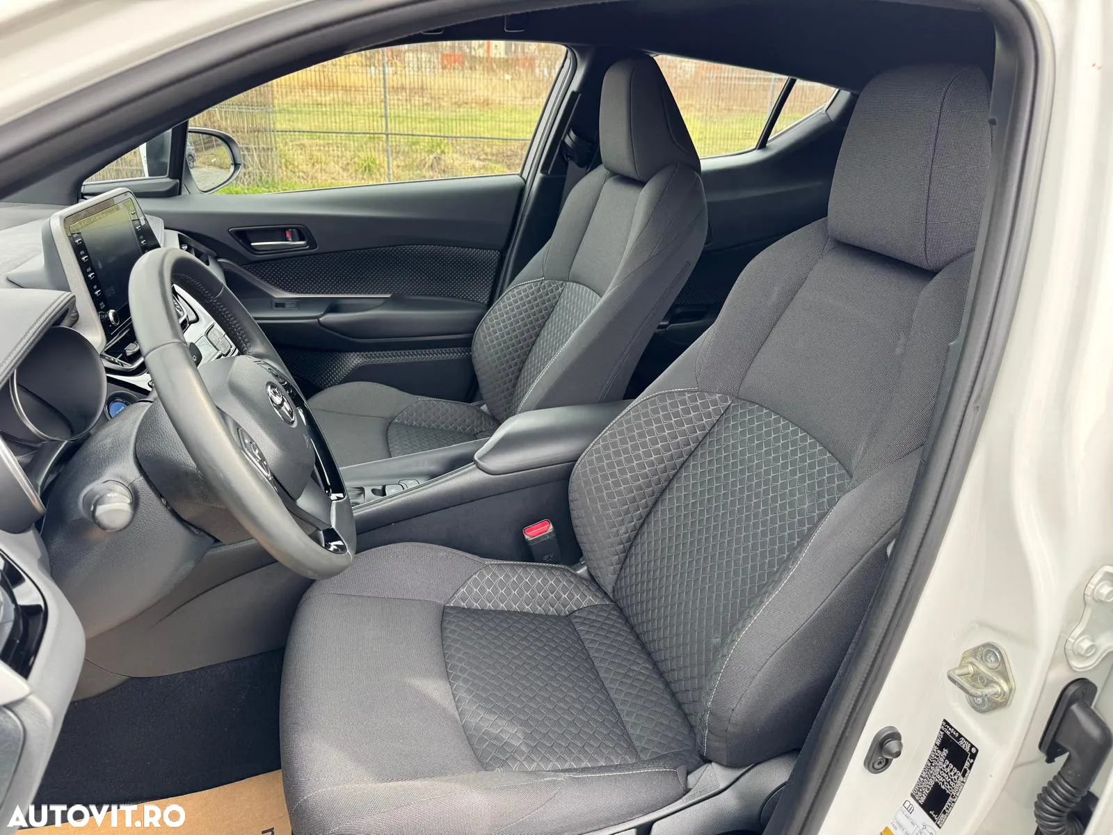 Toyota C-HR 1.8 HSD 122 CP 4x2 CVT Core - 20